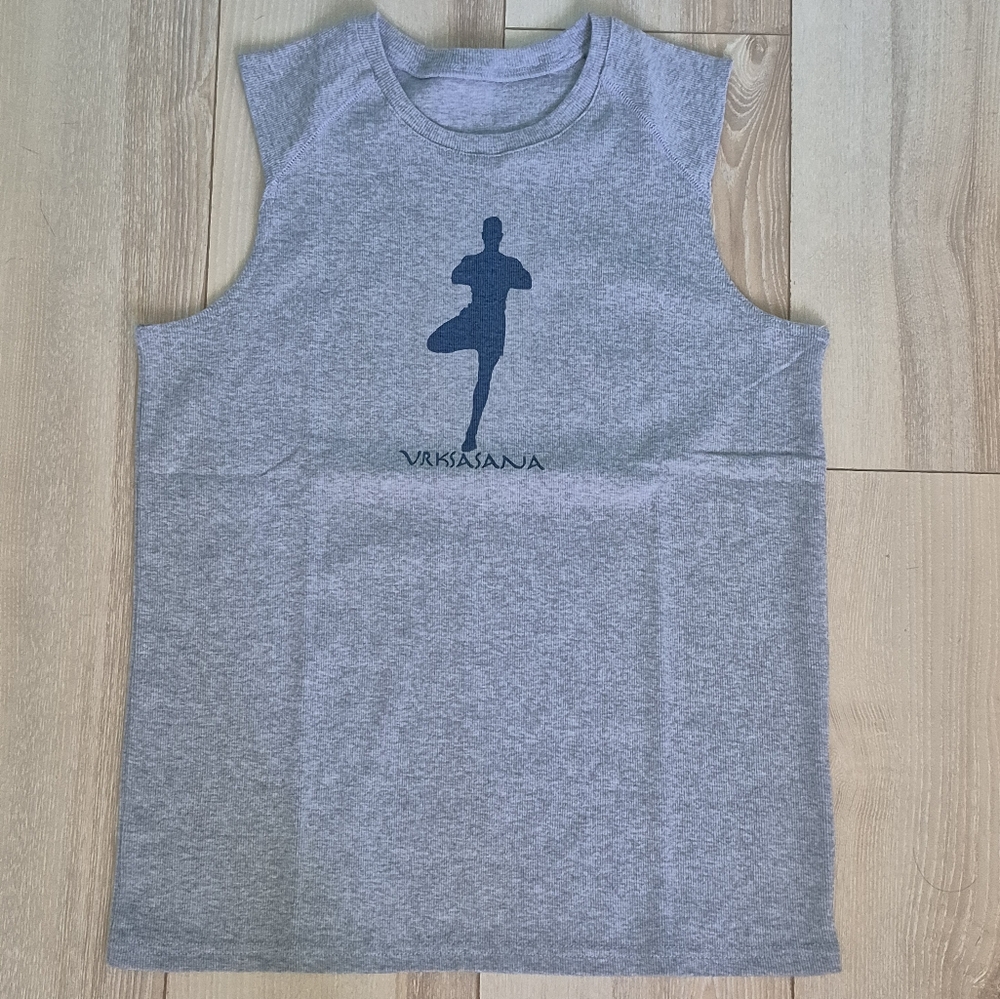Women's Heathered Grey Yoga Muscle Tee Tank Top Tree Pose NWOT